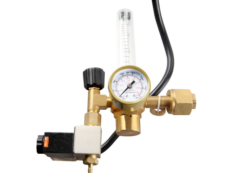 Co2 pressure regulator with flow meter, gauge and 230V solenoid valve